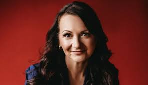 Lisa Ringenberg's Instagram, Twitter & Facebook