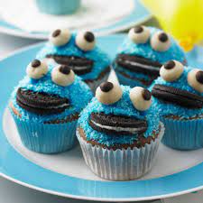 Smarties kuchen oder muffins durften bei mir auf keinem kindergeburtstag fehlen und kommen deswegen ins post aus meiner küche paket. Kindergeburtstagskuchen Diese Rezepte Sind Der Hit Brigitte De