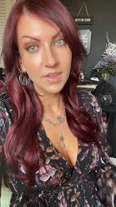 #stitch with @Krystin Kalvøy 😅 #witchtok #alttiktok #witch #alternative  #goth #over30 #over40 #alt #witchesoftiktok #witches #eldermillenial  #millennialsoftiktok #xennial #genx #40 #forties