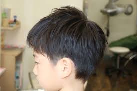 小学生男の子 キッズの髪型 ヘアスタイル人気57選 かっこいい おしゃれなメンズ髪型ヘアスタイル サロンセブン 髪型 男の子 髪型 男子 ヘアスタイル