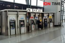 Cara bank in duit maybank (masukkan dalam akaun sendiri) mungkin salah seorang kawan atau keluarga anda terdesak mahu guna wang. Cara Mengambil Uang Di Atm Dengan Aman Menurut Deyan