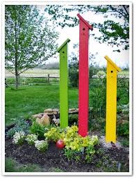 Idees Creatives De Lowe A Rainbow De Couleur Pour Un Jardin Partiellement Shady Et Un Pont Decoration Jardin Deco Jardin Idees Jardin