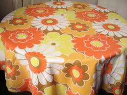 Nappe 70 S Orange A Grandes Fleurs Flower Power Retro Pop Psychedelique Vintage Made In France Decoration Table Rectangulaire Etsy Etsy Teams Fun Colors