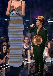 In bruno's defense, pretty much everyone but taylor swift is at a height disadvantage among victoria's secret angels. Bruno Mars Height