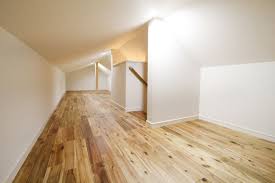 出し入れ少ないけどかさ張る物をまるっと仕舞える小屋裏収納 ハウス 小屋 住宅