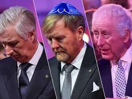 Contre tout protocole: le roi Willem-Alexander surpris par un intervenant  inattendu lors d'un banquet d'État au Kenya