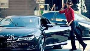 Top Model Tulin Sahin Model