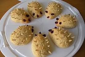 Igel Aus Quark Ol Teig Von Anne9811 Chefkoch Rezept Quark Ol Teig Lebensmittel Essen Kreatives Essen