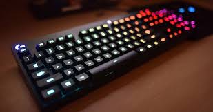 Os 8 Melhores Teclados Gamer Mecanicos De 2021 Geek 360 Teclas Do Teclado Logitech Teclado