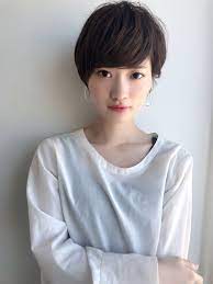 重め前髪のコンパクトショート lipps 銀座 かずや 前髪 ショート パーマ 髪型