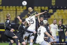 Γνωστή έγινε η ενδεκάδα της αεκ για το ματς της 3ης αγωνιστικής των playoffs με τον άρη. Super League Aek Arhs Sto Oaka Entos Edras Mats Gia Olympiako Kai Paok Messinia Live