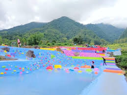 Kolam renang zam zam merupakan kolam renang yang dibuka pada tahun 2019. Lokasi Peta Harga Tiket Dan Foto Wisata Bumi Pelangi Jalaksana Kuningan Official Website Initu Id