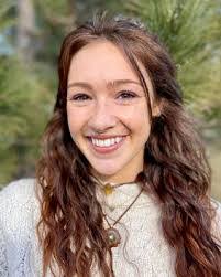 Anna Alford's Instagram, Twitter & Facebook