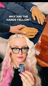 Why do Charlie Kirk’s hands look yellow in his casket? And no — he’s not a  mannequin. As a mortician, I explain how embalming and mortuary cosmetics  actually work., ➡️ Watch the full video