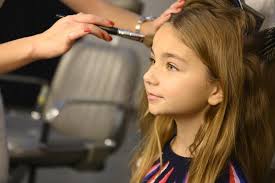 Elle vit avec sa petite soeur et ses. Eurovision Junior 2020 Valentina Felicitee Par Marie Myriam Derniere Gagnante En 1977 Brest Maville Com