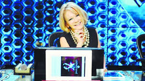 La decisión fue tomada porque hace poco la artista perdió a su padre. Solita Se Baja Del Jurado De Showmatch Notife