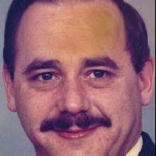 Eric Nicholson's Instagram, Twitter & Facebook