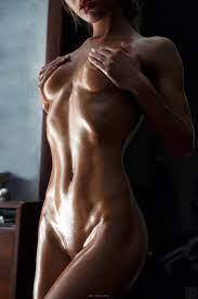 Beautiful Naked Fitness Models - 68 photos