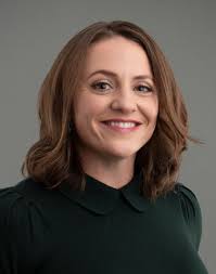 Stephanie Lovell's Instagram, Twitter & Facebook