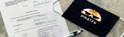 Die partei wurde 2004 gegründet und ist derzeit mit jeweils einem abgeordneten im europäischen parlament und im bundestag vertreten. Piratenpartei Begrusst Geplante Absenkung Der Zulassungshurden Fur Die Landtagswahl Piratenpartei Rlp