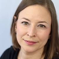 10 "Julia Petrin" profiles