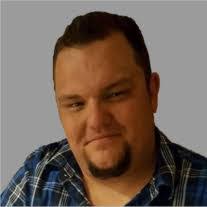 Thomas Shanahan's Instagram, Twitter & Facebook