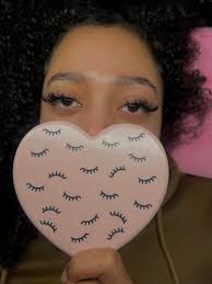 Table height for lashing and sticky fan suggestions needed