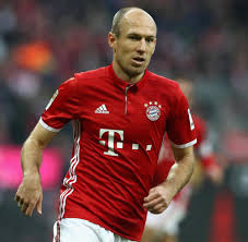 Players like robben at chelsea, micheal carrick,philip lahm, danielle de rossi and aaron ramsey have worn the number 16 jersey. Arjen Robben Der Wechsel Zu Den Bayern War Ein Ruckschritt Welt