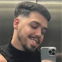 300+ perfis com “Baccaro”