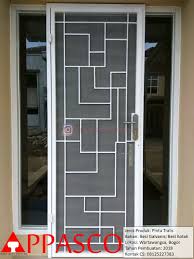 Sebelum memesan teralis rumah, sebaiknya anda perhatikan unsur berikut ini. Pintu Besi Teralis Minimalis Galvanis Dan Kotak Di Wartawangsa Pintu Minimalis Besi