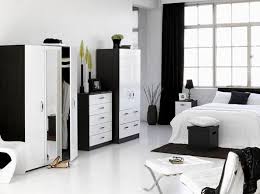 Black And White Bedroom Ideas For Men Stunning Bedroom Designs For Men With Imaginative Decoration Modern Black And White Bedroom Des White Bedroom Design White Bedroom Set Black Bedroom Furniture