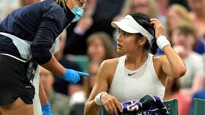 The most memorable matches from wimbledon 2021. Emma Raducanu Teen S Wimbledon Run Ends As She Is Forced To Withdraw From Last 16 Match After Difficulty Breathing Uk News Sky News