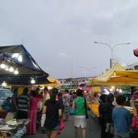 Do visit the pasar malam (night market) in taman connaught, cheras, which serves a variety of delectable street food which will leave you drooling for more. Pasar Malam Taman Megah Nachtmarkt In Petaling Jaya