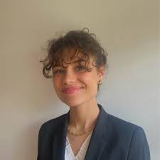 Je suis ravie de vous annoncer que j'ai rejoint l'équipe d'eponyme partners  début septembre 2024 en tant que M&A Analyst Intern pour une durée de six  mois.