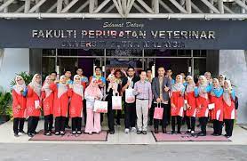 Media creative studio sm sains sultan mahmud. A Visit From Sekolah Menengah Sains Sultan Mahmud Terengganu Centre For Corporate Strategy And Relations