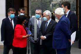 La oposición entregó sus propuestas al ejecutivo antes de las mega elecciones del 15 y 16 de mayo, y estaban a. Agenda De Minimos Comunes El Acuerdo Entre El Gobierno Y El Congreso Para Hacer Frente A La Pandemia Duna 89 7 Duna 89 7