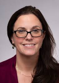 Robyn Fulton's Instagram, Twitter & Facebook