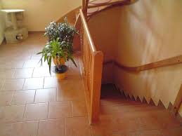 Eine fliesen treppe bietet eine extrem hohe abriebfestigkeit. Fliesenlegearbeiten Fur Bad Kamin Wohnbereich Treppen Terrassen Und Balkone Referenzen Der Firma Fliesen Sagner Aus Bernstadt Bei Lobau Zittau Gorlitz