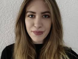 Alyssa Fenner ist im Verbrecher Verlag zuständig für die Pressearbeit