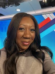 Tia Mitchell :: Grabien