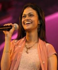 Top 10 Female Singers Of South India Beauty Singer Female Singers