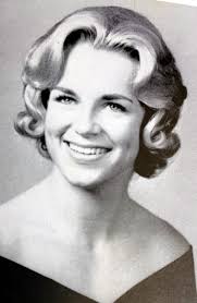 Nancy Ponder's Instagram, Twitter & Facebook