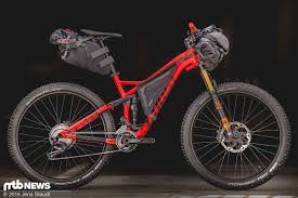 Ghost H Amr Und Roket Vielseitige Bikes Fur Abenteurer Fahrrad Wohnwagen Fahrrad Fahren Und Fahrrad