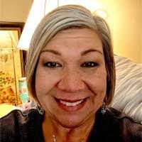 Kim Padgett's Instagram, Twitter & Facebook