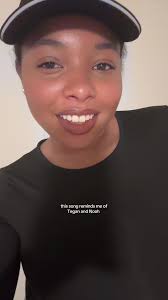 new couple i love #greenscreensticker #booktok #bookrecommendations #books  #booktropes #carterkids #chloewalsh #chloewalshbooks