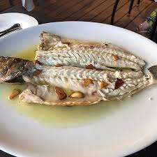 Poznajcie ich wspaniałą libańską kuchnię. Lubina A La Brasa Y Navajas Picture Of Restaurant Les Corones L Estartit Tripadvisor