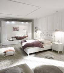 Zarte verspielte designs und muster in. Schlafzimmer Sereina In Romantischem Stil 220cm Kaufen Bei Mobel Lux
