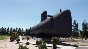 Plan was to 'conquer' pantai klebang and the museum together as they are close. Mohd Faiz Bin Abdul Manan Muzium Kapal Selam