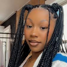 Malachi Hampton's Instagram, Twitter & Facebook