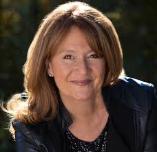 043: 3 Tips to Renew Your Perspective and Embrace the Struggle — with Jenna  Irvin